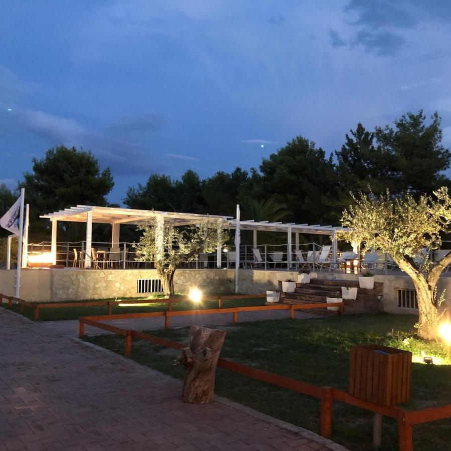 Villaggio Albatros Resort Lesina Exteriör bild